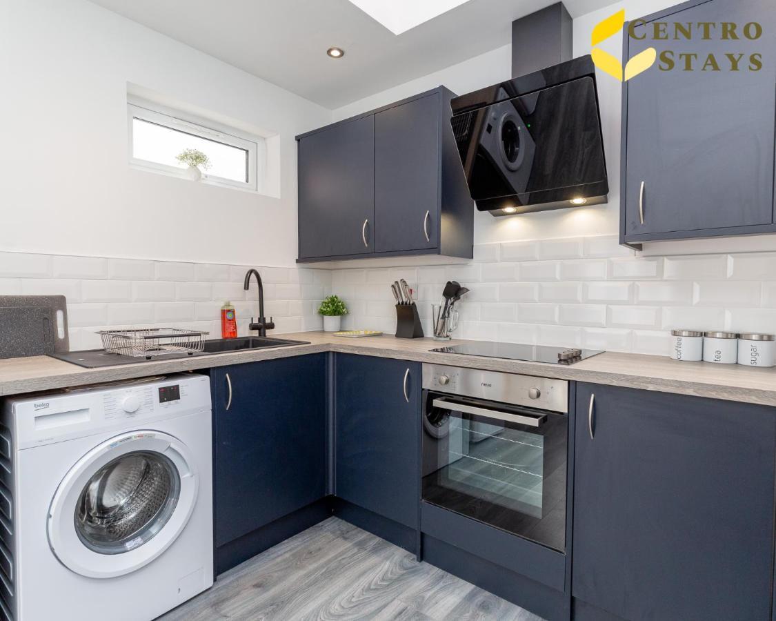 Ethel - Walk To Gen Hospital, Town Centre, Cafes, Pubs & Restaurants- Fast Wifi, Free Parking, Smarttv With Netflix By Centro *